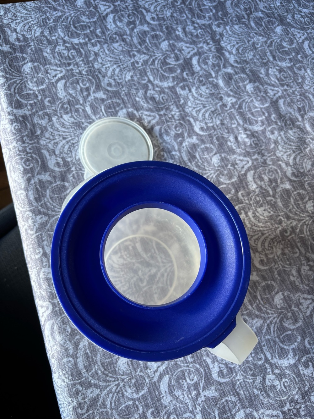 Tupperware Mix n Store - Picture 6 of 8